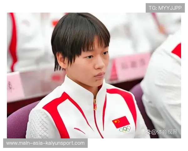 主编有态度丨全红婵，你依然是那个最强的国民妹妹！，全红婵暴露喜剧天赋_突然飙粤语笑翻全场,一句话让记者